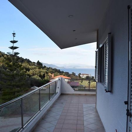 Néos PírgosΟλόκληρος Όροφος Αγροτική Οικίαアパートメント エクステリア 写真